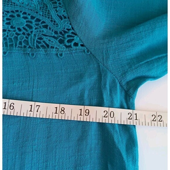 New Directions Aqua Tunic Blouse with Appliqued Bodice Size M - Picture 6 of 8